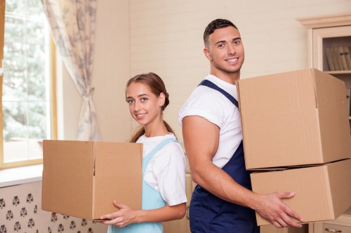 Beckenham man with van service handling careful furniture and box transport